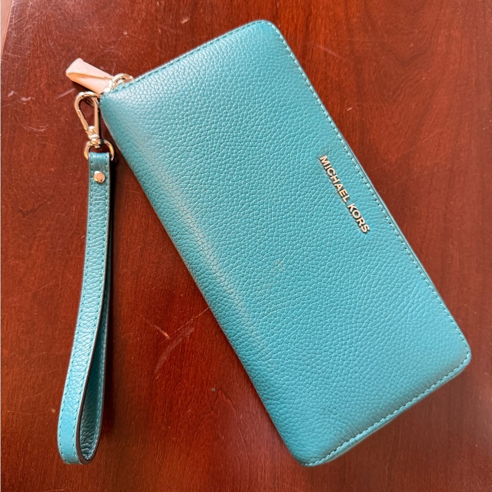 Michael Kors Peacock Wristlet